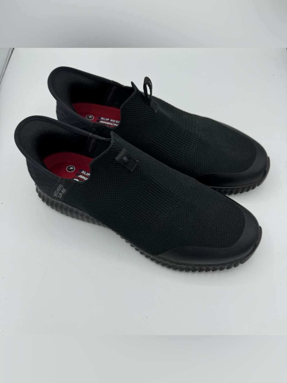 Skechers Work Slip-Ins Cessnock - Gwynedd men’s size 9.5 Black slip resistant
